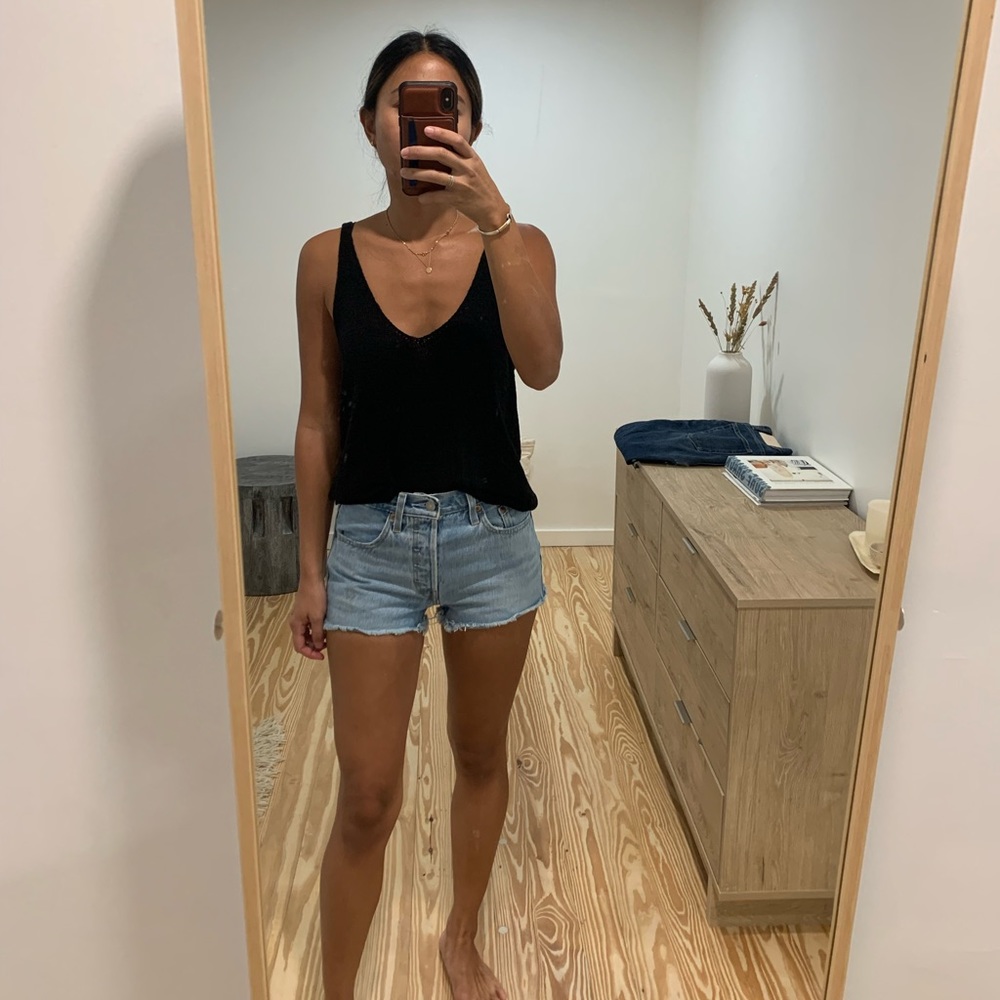 Levi 501 Jean Short - Size 24